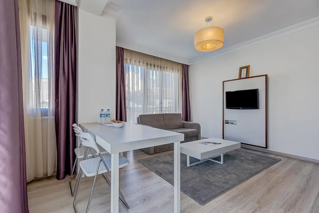 Plus Hotel Cihangir Suites 伊斯坦布尔 2*,  土耳其